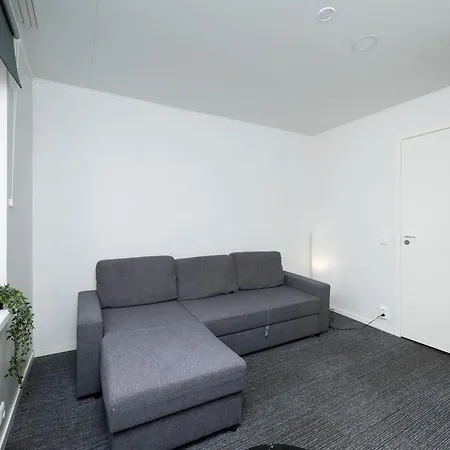 5 - Spacious 2br Apartment, Access, Near Old Town * Tallin