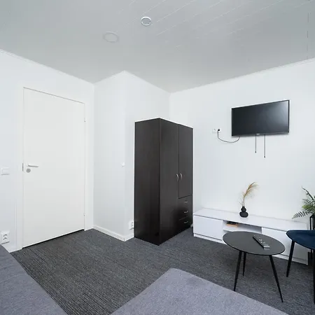 5 - Spacious 2br Apartment, Access, Near Old Town 아파트 탈린
